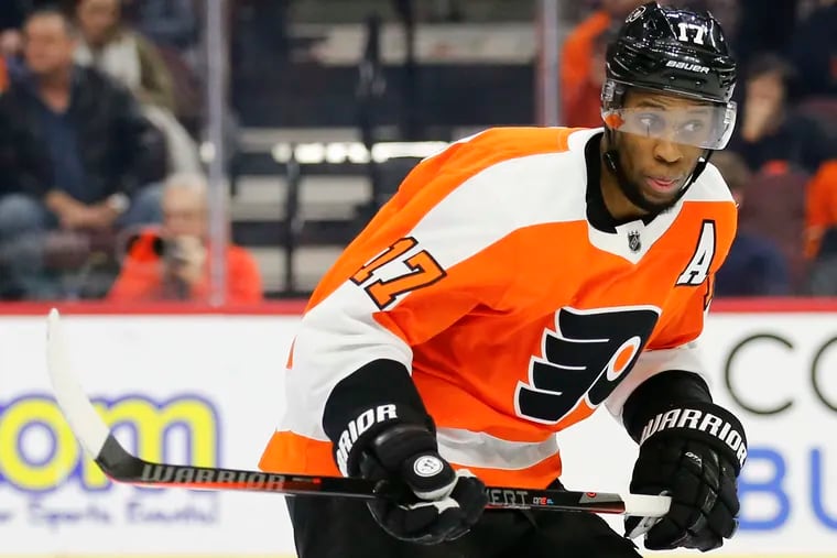 Wayne Simmonds se vrací do Philadelphia Flyers, aby oznámil odchod do důchodu